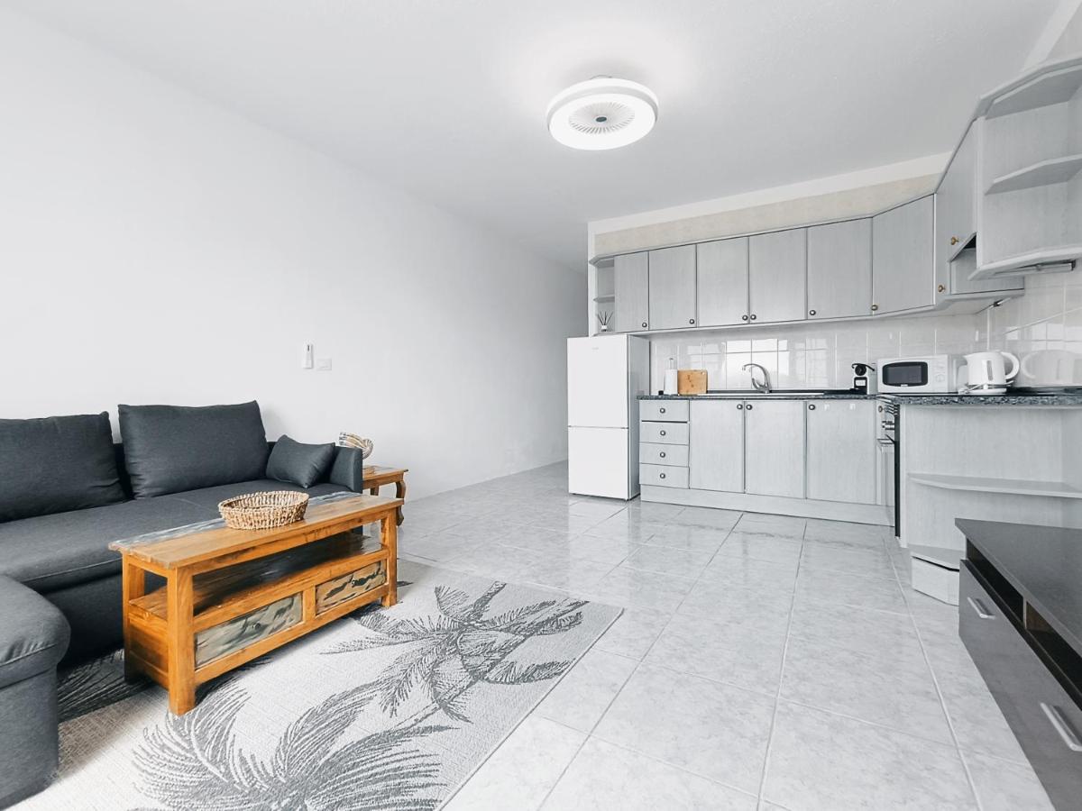 Colina Apartment Los Cristianos  Bagian luar foto